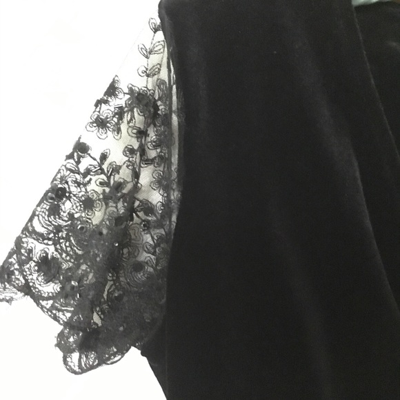 Dress - Picture 5 of 5